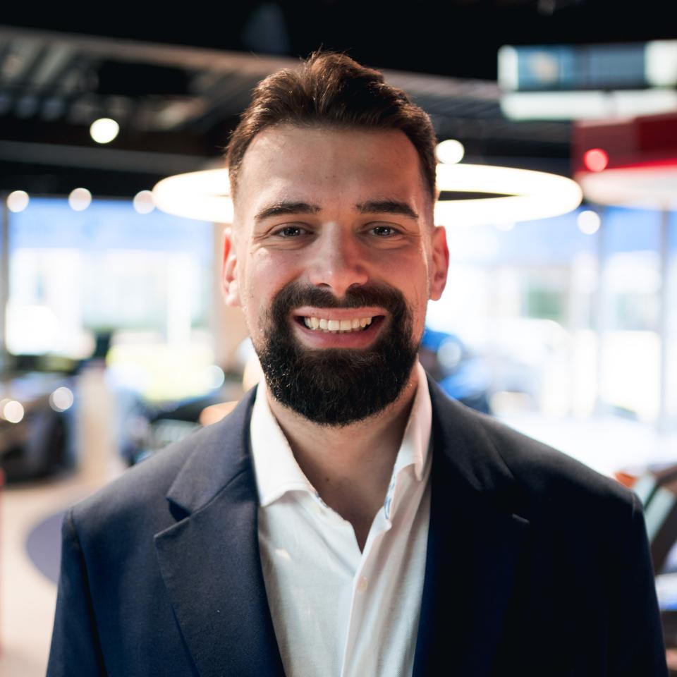 Arijan Limaj - BMW MINI Pautric Woluwe Brussels